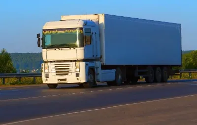 Antalya ile Çarşıbaşı Arası Öğrenci Eşyası Taşıma